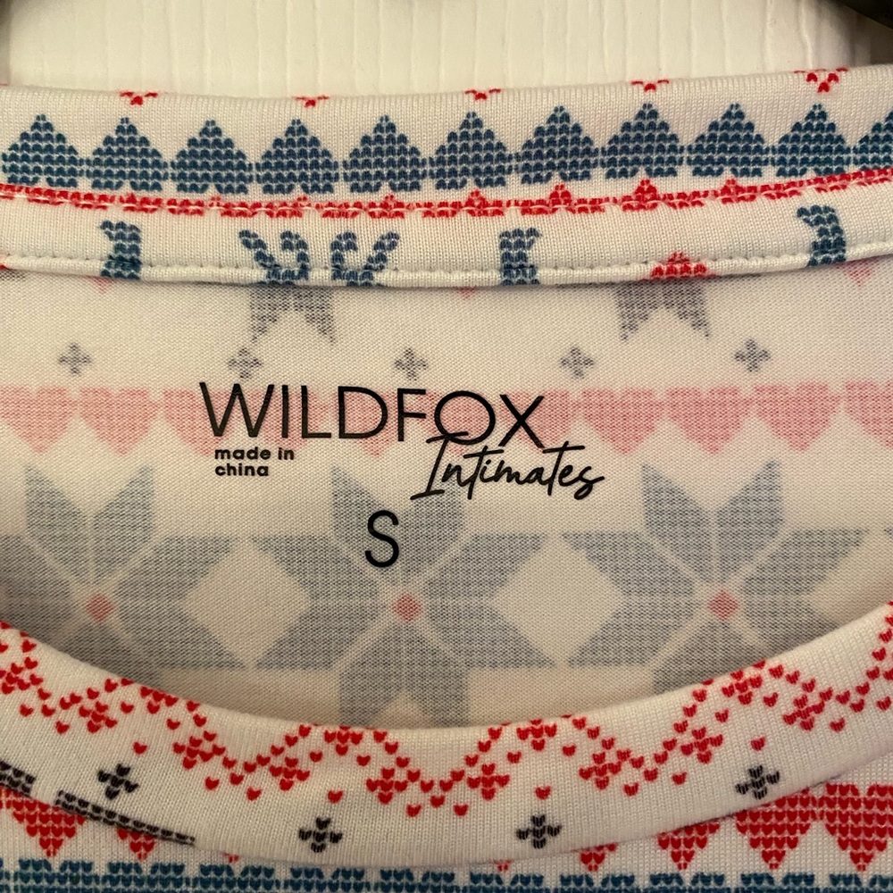 Wildfox Naughty and Nice Intimate Long Sleeve Red, White, & Green Size Small - Picture 6 of 11